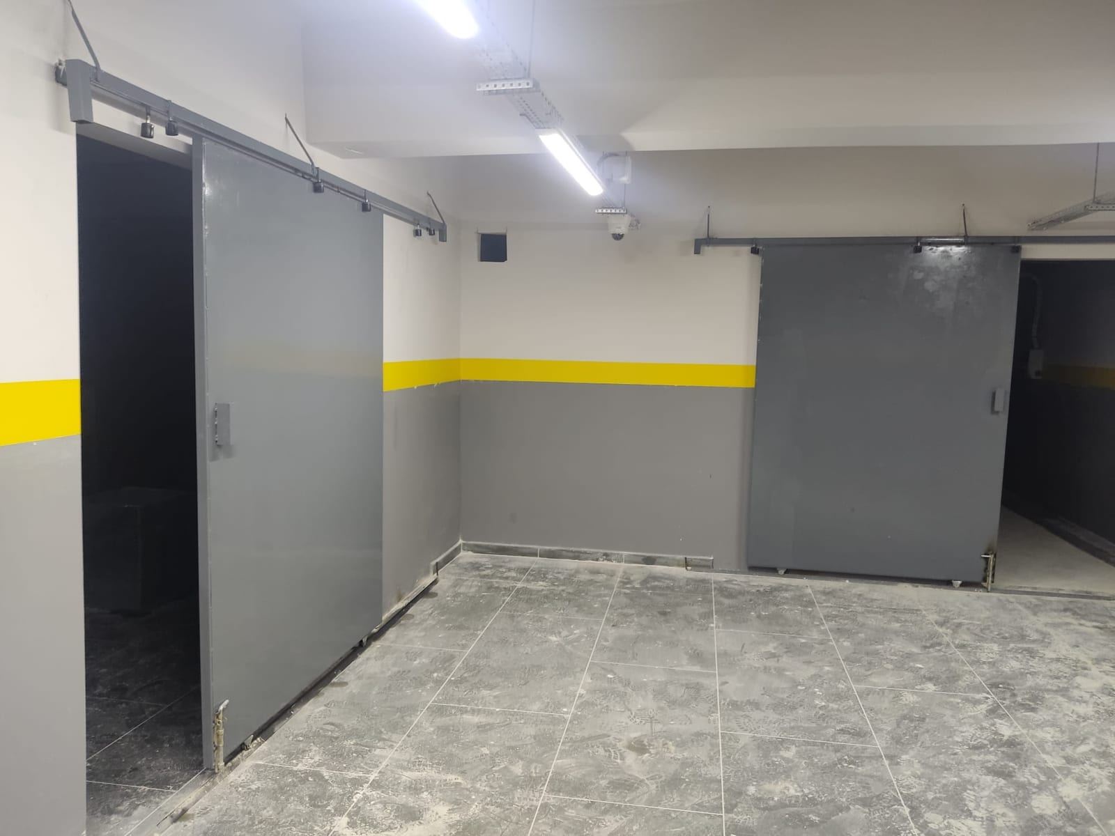 Kamera, armatür ve tava hattı uygulaması — Depo alanı, Ankara