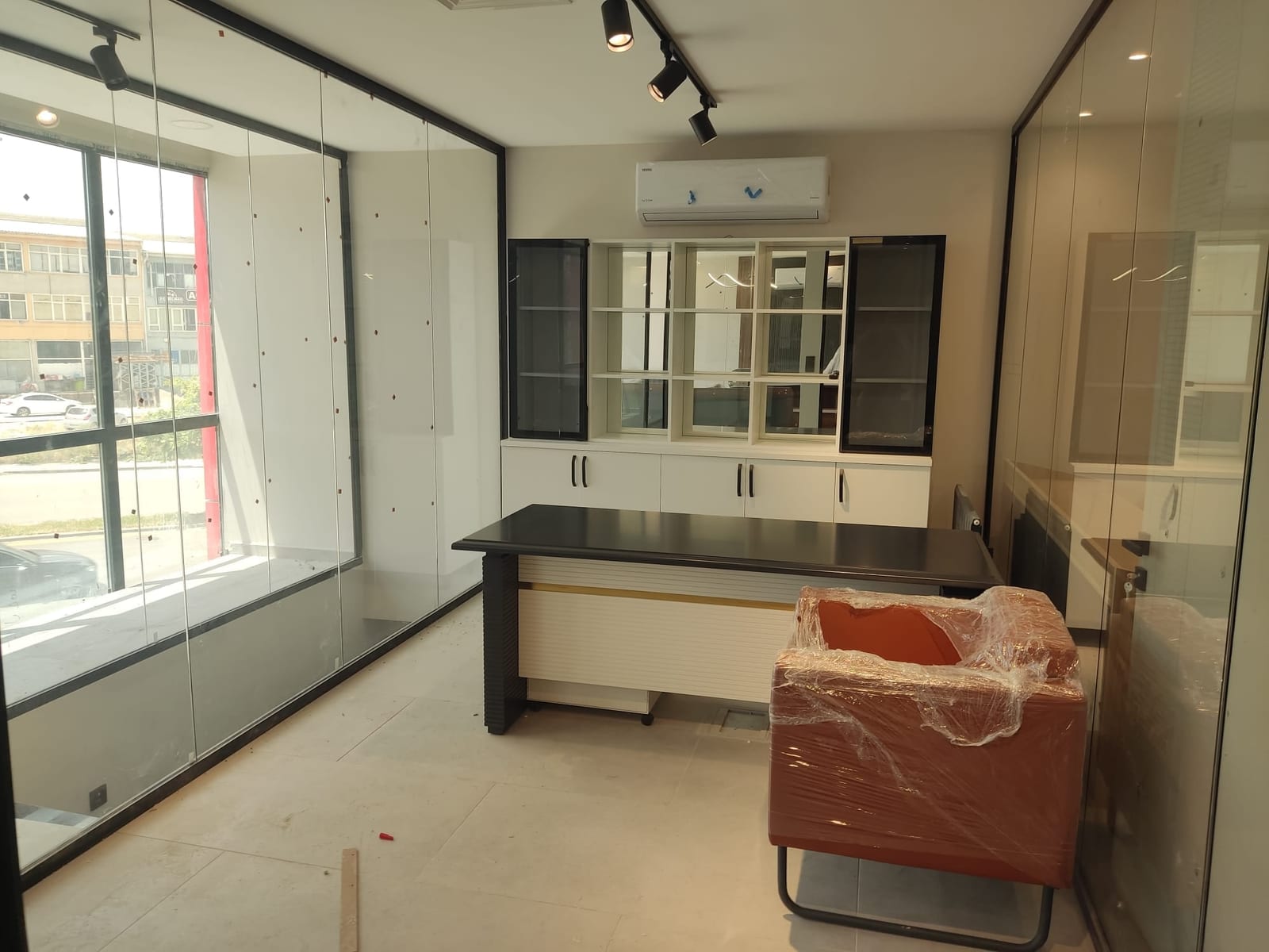 Ofis ray spot aydınlatma ve klima besleme hattı — Ofis, Ankara